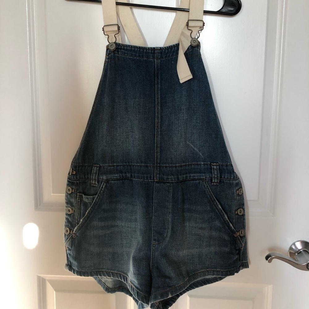 Free People short overalls